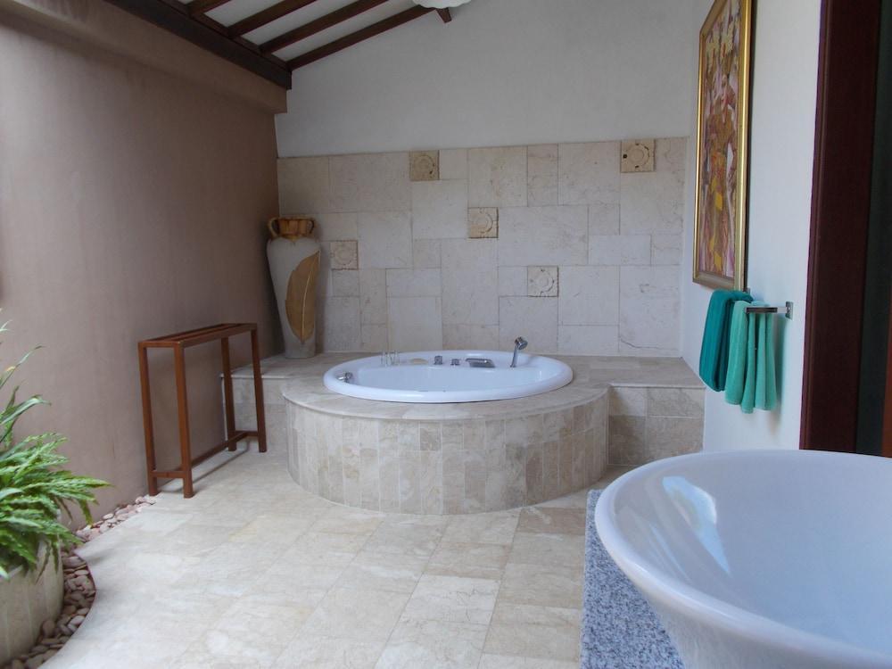 Puri Mas Spa Resort Mangsit Zewnętrze zdjęcie